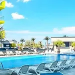 アパート Bell Marina Prima Linie La Mare Complex Cu Piscina & ナボダリ