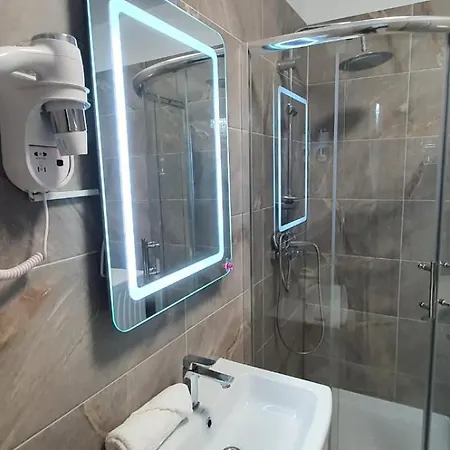 Bell Marina Prima Linie La Mare Complex Cu Piscina & Năvodari