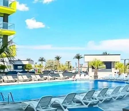 Apartman Bell Marina Prima Linie La Mare Complex Cu Piscina & Năvodari