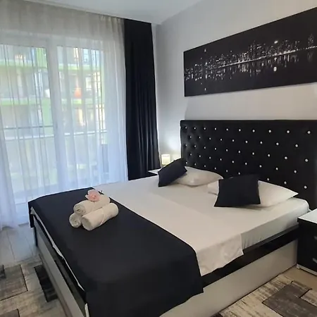 Bell Marina Prima Linie La Mare Complex Cu Piscina & Spa Navodari