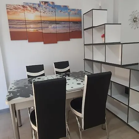 Apartman Bell Marina Prima Linie La Mare Complex Cu Piscina & Năvodari